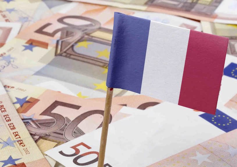 بعد نتائج الانتخابات.. أزمة مالية قد تضرب فرنسا